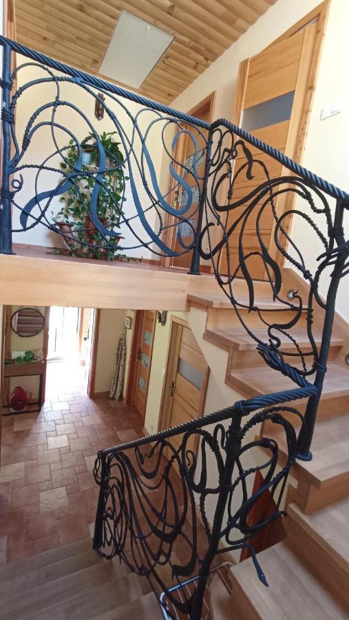 Hostal Zacisze Drwala Lutowiska Exterior foto