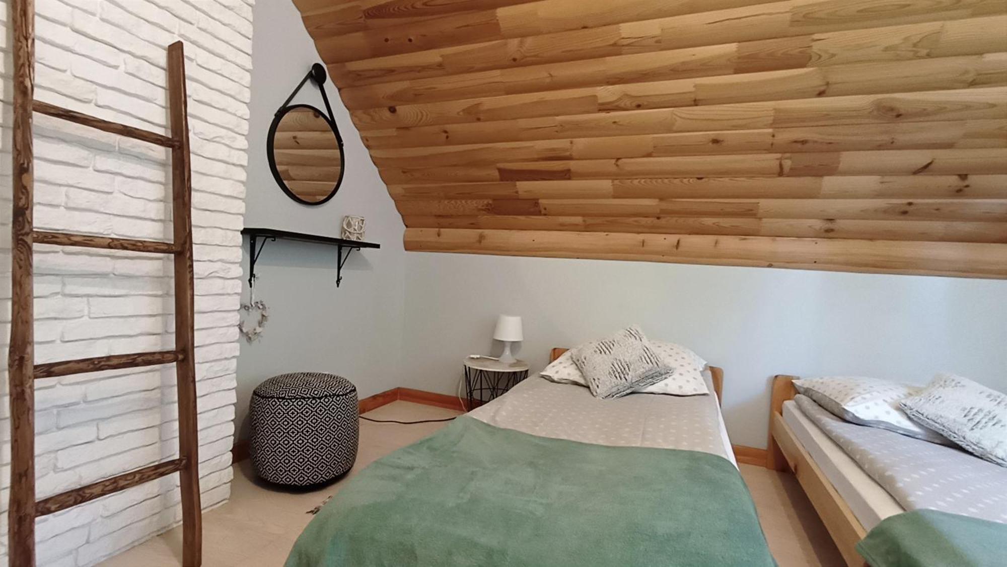 Hostal Zacisze Drwala Lutowiska Habitación foto